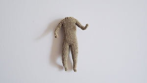 Headless human (magnet/pin)