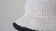 Bucket Straw Hat  |  white